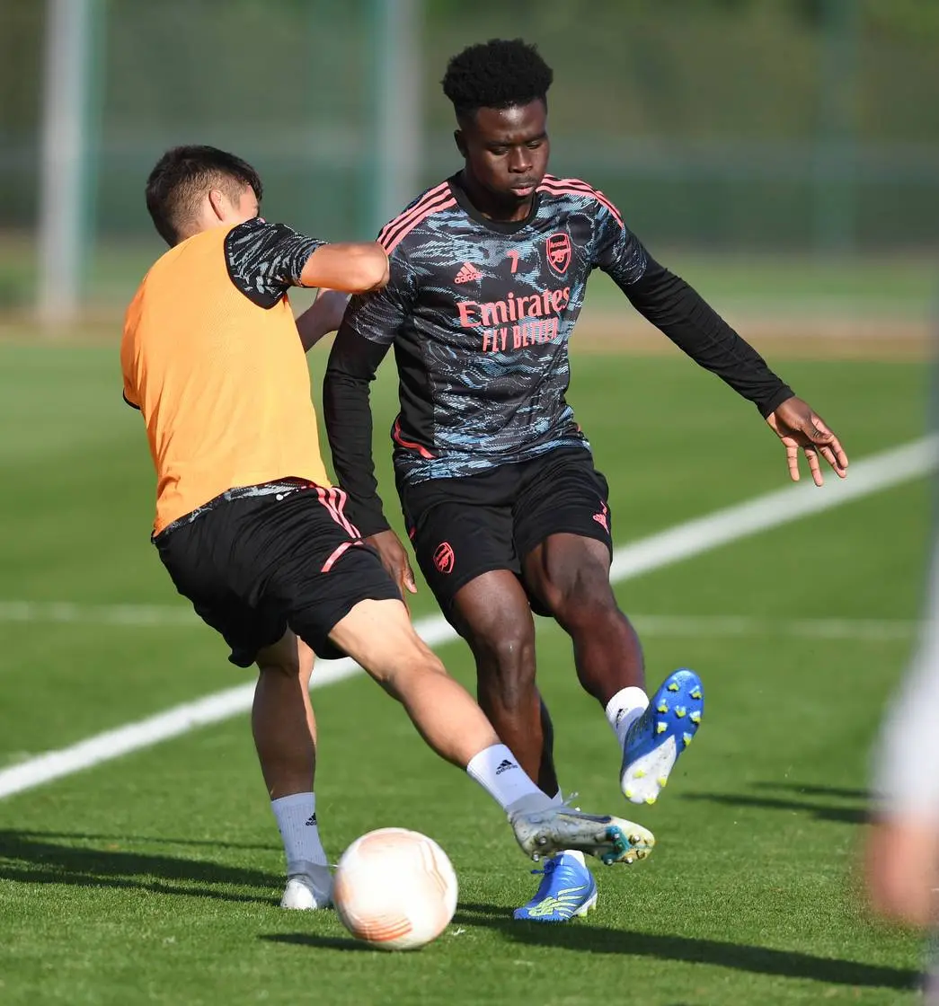 包含转会期体能课后，布莱顿单刀错失备战欧联，媒体盛赞，医务组通报恢复的词条